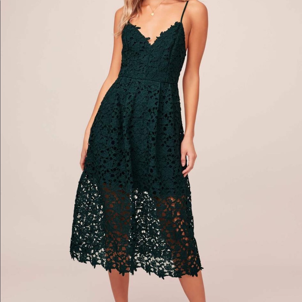 Green lace midi dress